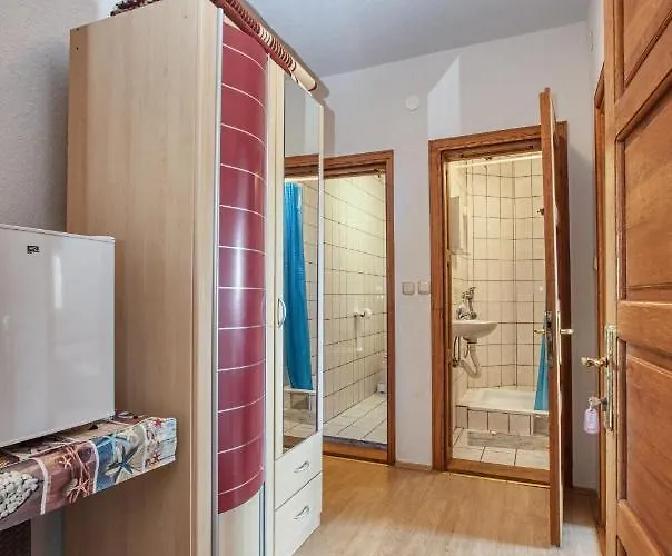 Гостевой дом Apartments And Rooms With Parking Space Biograd Na Moru, Biograd - 6219 3*