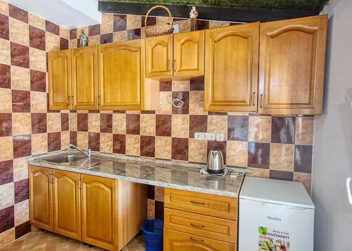 Гостевой дом Apartments And Rooms With Parking Space Biograd Na Moru, Biograd - 6219 3*