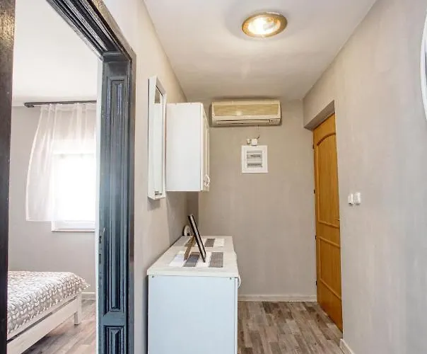 Apartments And Rooms With Parking Space Biograd Na Moru, Biograd - 6219 Биоград-на-Мору