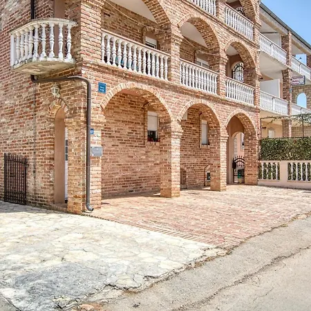 Guest house And With Parking Space Biograd Na Moru, Biograd - 6219 Biograd Na Moru