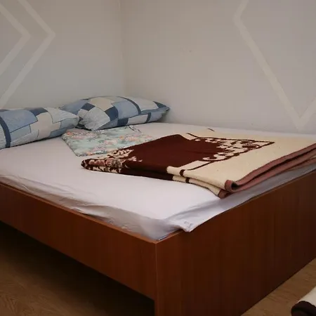 And With Parking Space Biograd Na Moru, Biograd - 6219 Gasthof 3*